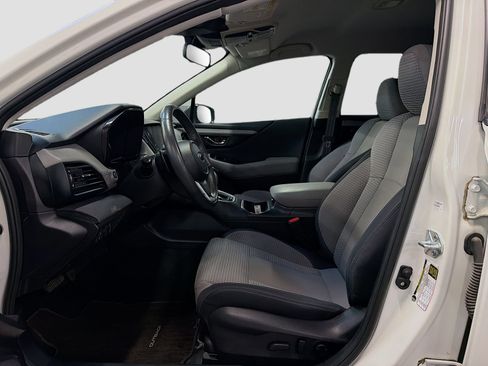 Used 2024 Subaru Outback Premium AWD/4WD image 20