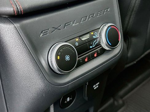 New 2026 Ford Explorer ST-Line w/ ST-Line Street Pack AWD/4WD image 34