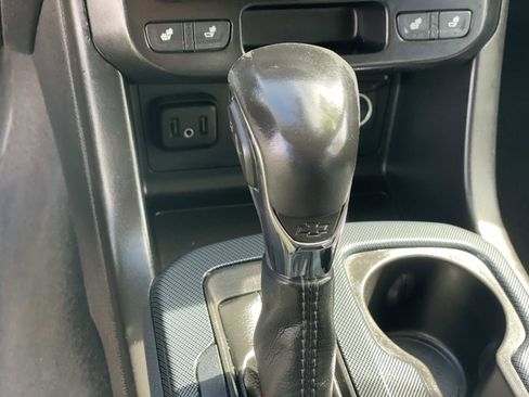 Used 2022 Chevrolet Colorado Z71 image 13