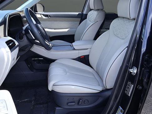 Used 2022 Hyundai Palisade Calligraphy FWD image 13