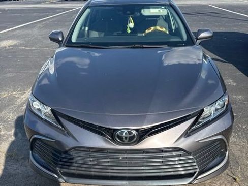 Used 2023 Toyota Camry LE FWD image 6