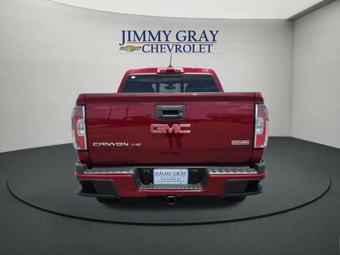 Used 2018 GMC Canyon All Terrain w/ Trailering Package AWD/4WD image 4
