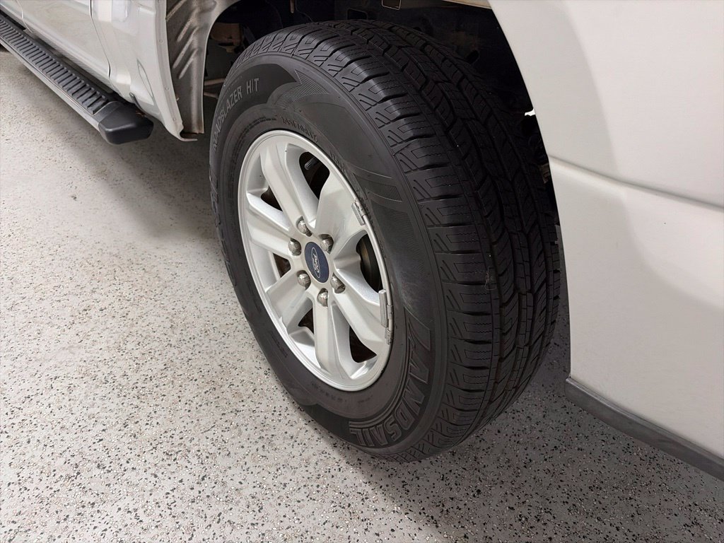 Used 2017 Ford F150 XLT RWD image 6