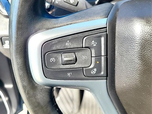 Used 2024 Chevrolet Silverado 3500 LTZ AWD/4WD image 17