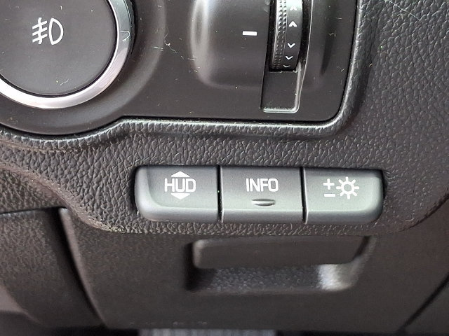 Used 2016 Buick Envision Premium AWD/4WD image 29