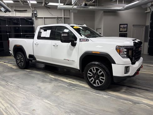 Used 2021 GMC Sierra 2500 AT4 w/ AT4 Premium Plus Package image 30