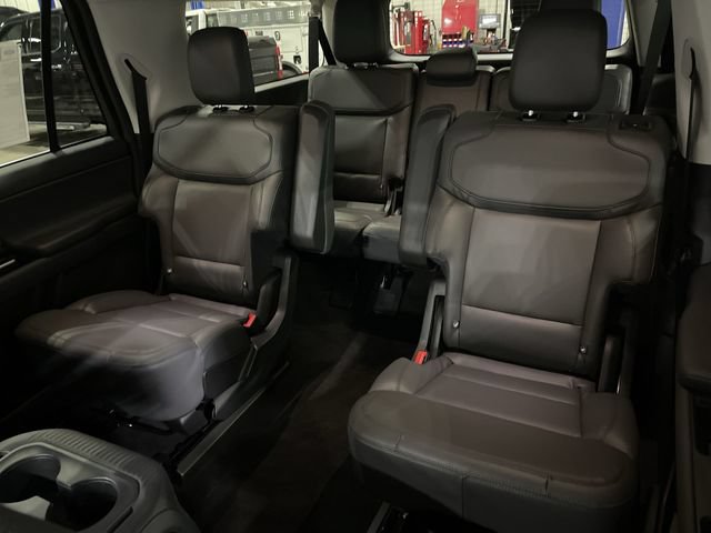 Used 2026 Ford Expedition Max Active AWD/4WD image 28