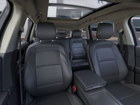 New 2026 Lincoln Nautilus Premier w/ Equipment Group 102A image 10