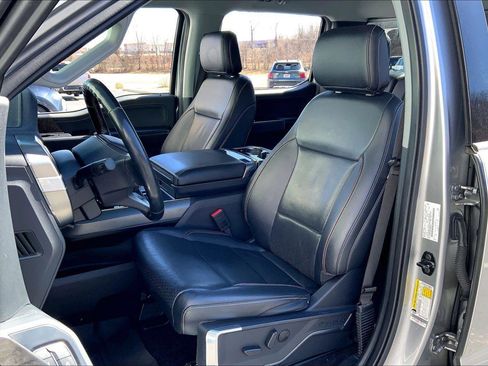 Used 2022 Ford F150 Lariat image 23