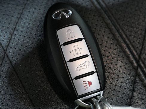 Used 2015 INFINITI QX70 AWD w/ Premium Package image 29