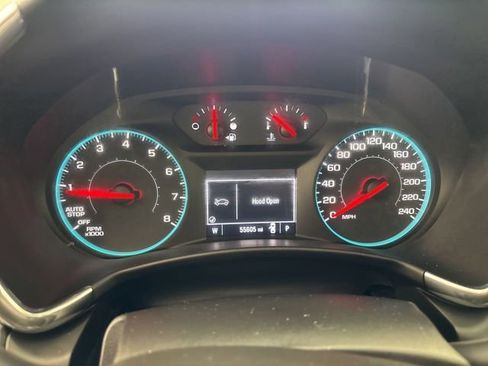 Used 2018 Chevrolet Equinox LT FWD image 3