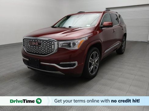 Used 2017 GMC Acadia Denali w/ Technology Package FWD image 1