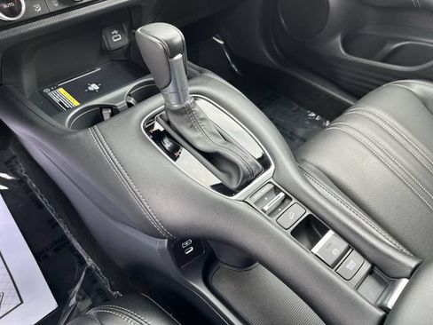 Used 2025 Honda HR-V EX-L image 23