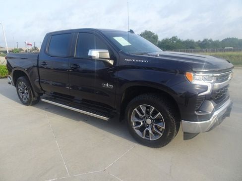 Used 2024 Chevrolet Silverado 1500 LT w/ Texas Edition Plus RWD image 3