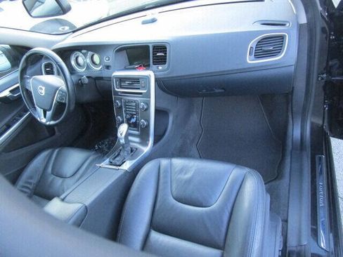 Used 2013 Volvo S60 T5 image 27