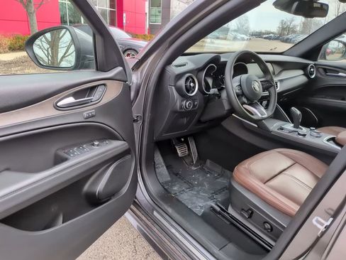 Used 2023 Alfa Romeo Stelvio Ti w/ Active Assist Plus Package image 20