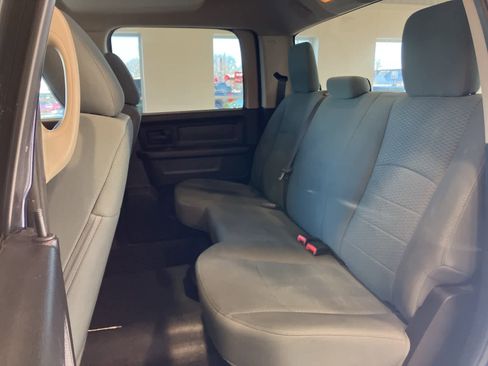 Used 2015 RAM 1500 Express image 24