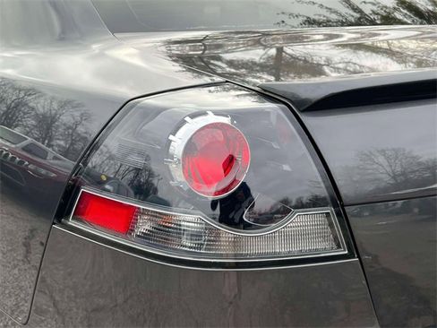 Used 2009 Pontiac G8 GT w/ Premium Package image 12