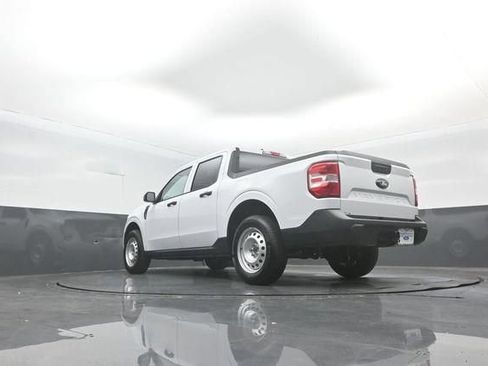 New 2026 Ford Maverick XL FWD image 32