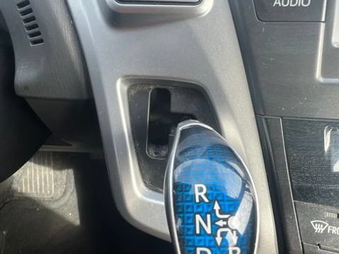 Used 2014 Toyota Prius V Three FWD image 15