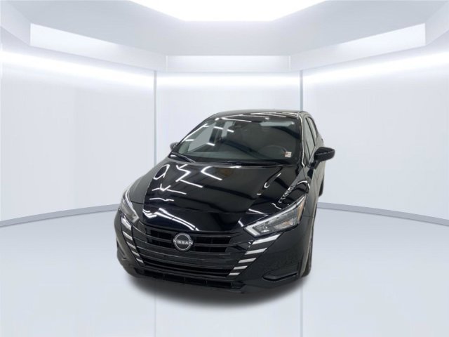 Used 2025 Nissan Versa SV FWD image 2