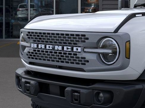 New 2025 Ford Bronco Badlands image 19