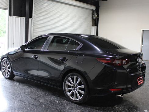 Used 2021 MAZDA MAZDA3 s FWD image 5