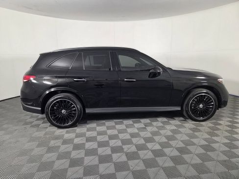 Used 2023 Mercedes-Benz GLC 300 image 4