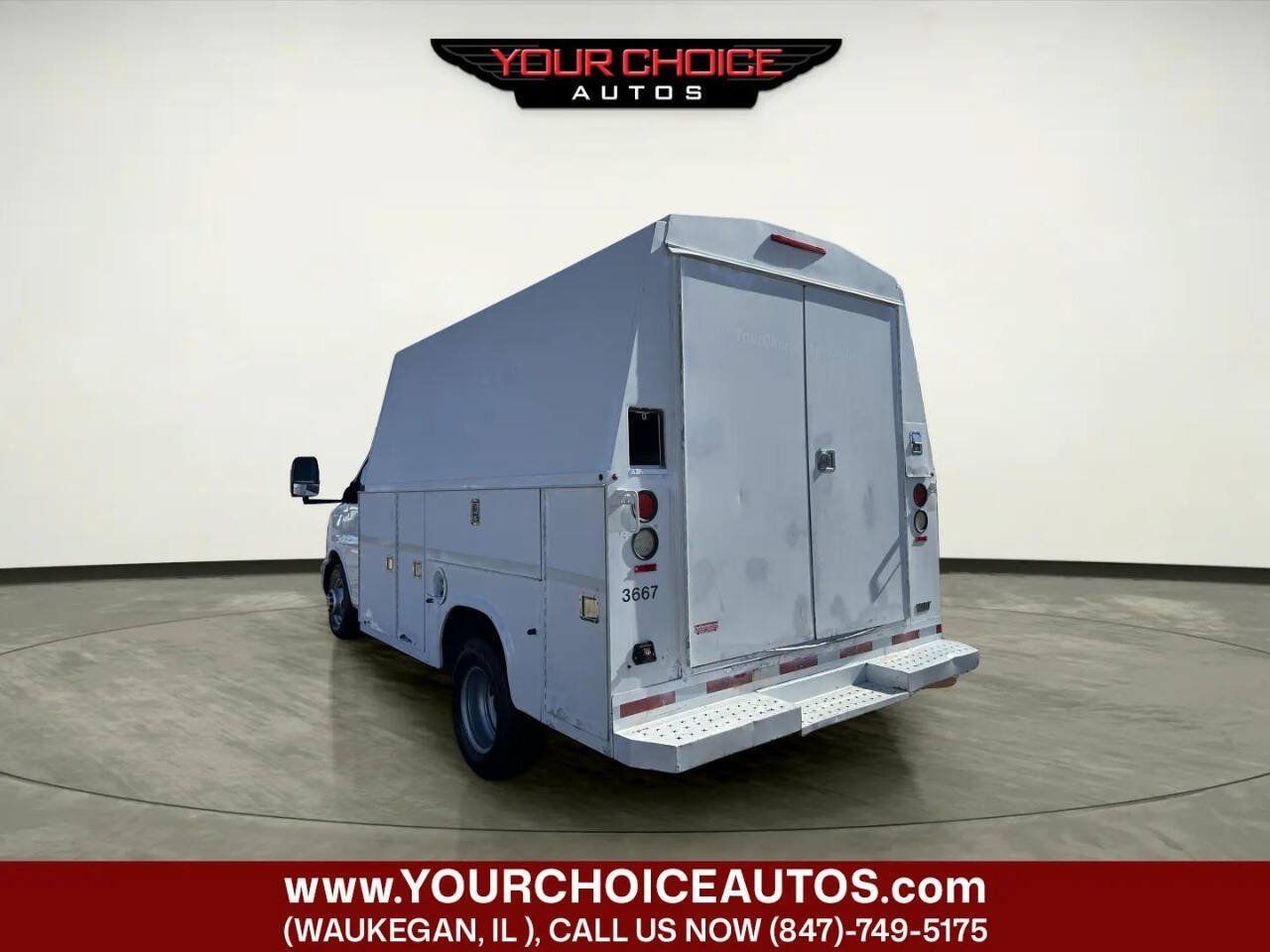 Used 2007 GMC Savana 3500 RWD image 3