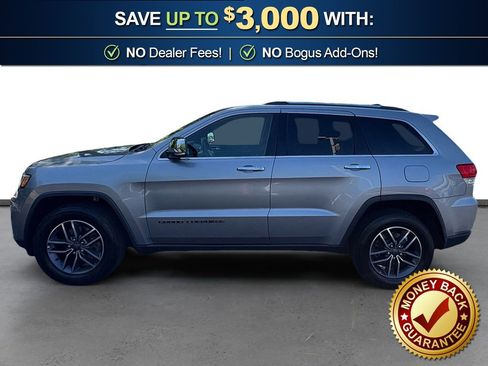 Used 2019 Jeep Grand Cherokee Limited w/ Luxury Group II image 2