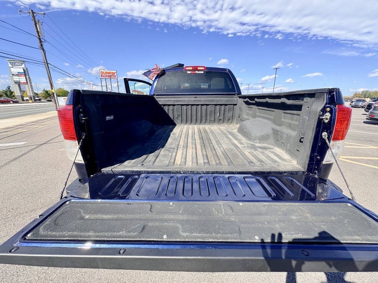 Used 2011 Toyota Tundra 4x4 Double Cab w/ Tow Pkg image 22