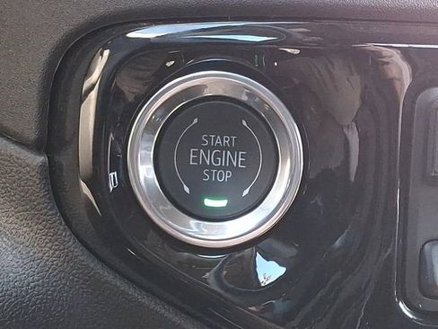 Certified 2026 Chevrolet Silverado 1500 LT image 24