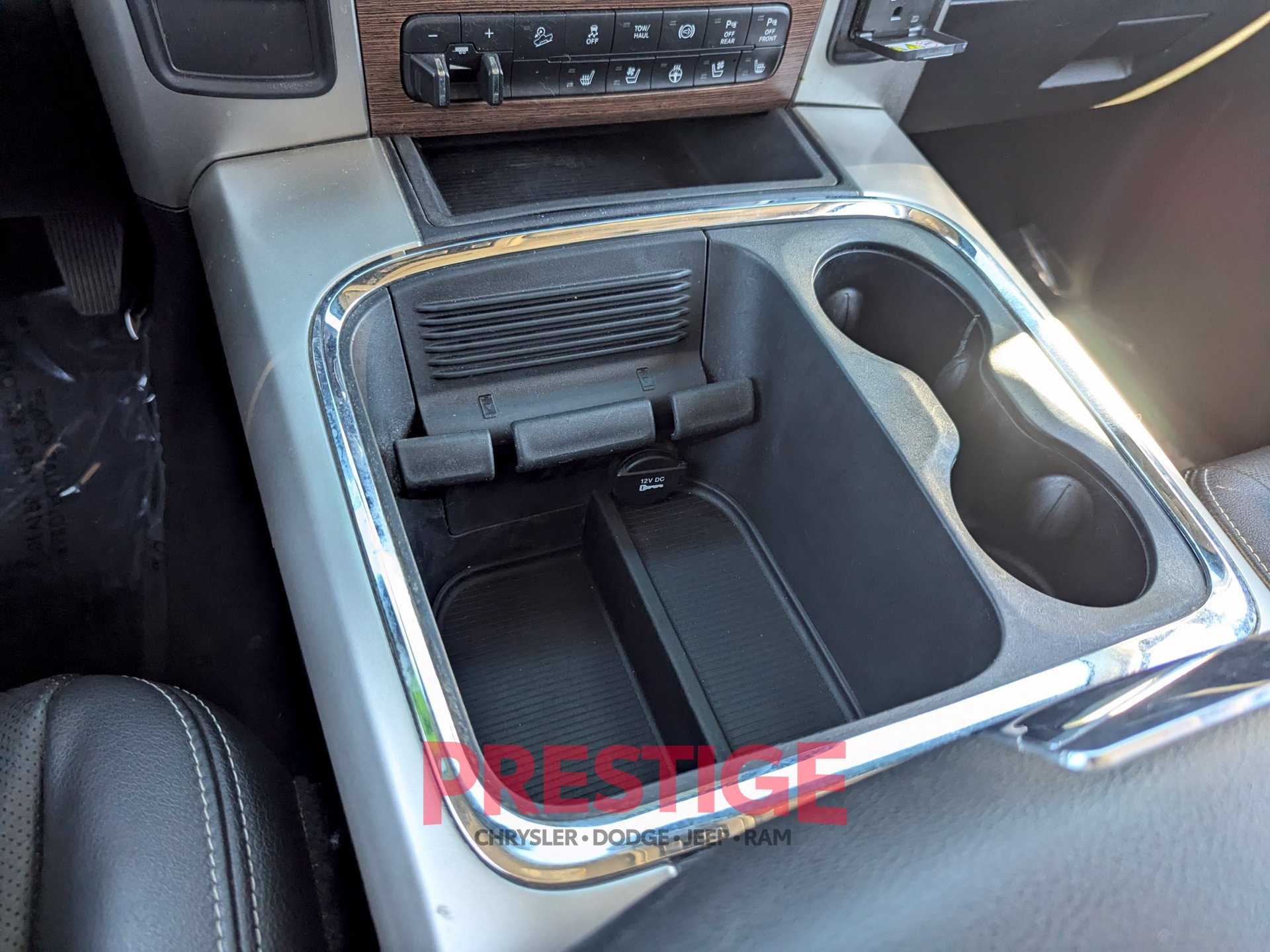 Used 2018 RAM 2500 Laramie w/ Off Road Package AWD/4WD image 29