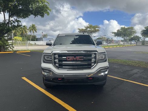 Used 2017 GMC Sierra 1500 SLT image 1