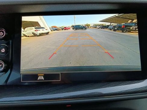 Used 2023 Buick Envision Essence w/ Sport Touring Package FWD image 9