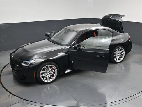 Used 2026 BMW M2 w/ Lighting Package RWD image 20