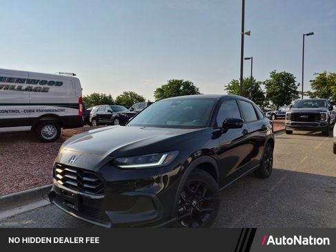 Used 2025 Honda HR-V Sport image 1