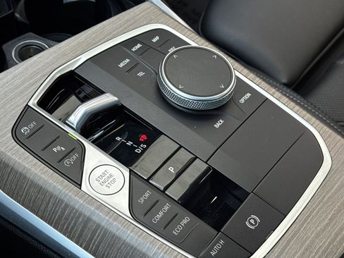 Used 2025 BMW 330i Sedan RWD image 18