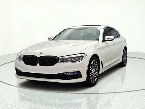 Used 2017 BMW 530i xDrive AWD/4WD image 2