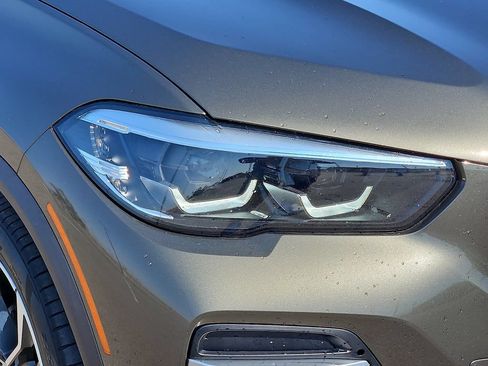 Used 2022 BMW X5 xDrive40i w/ Premium Package AWD/4WD image 8