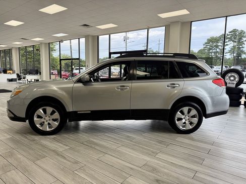 Used 2012 Subaru Outback 2.5i Premium image 4