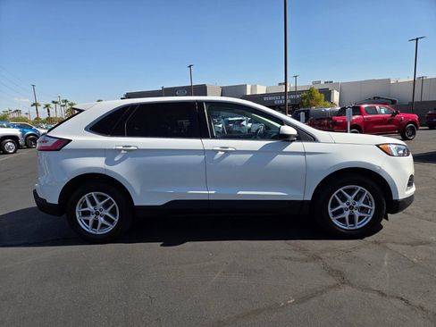 Certified 2024 Ford Edge SEL AWD/4WD image 7