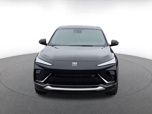 Used 2025 Buick Envista Sport Touring FWD image 4