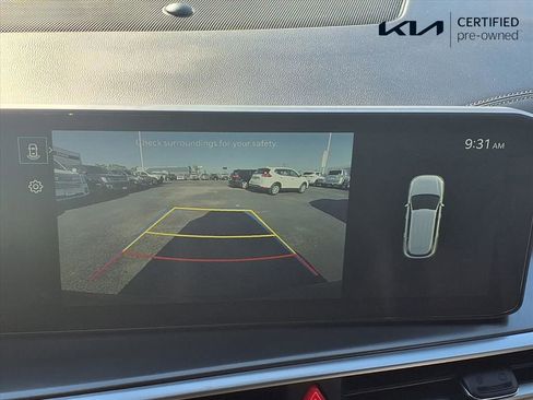 Certified 2025 Kia Sorento S w/ Panoramic Sunroof Package image 4