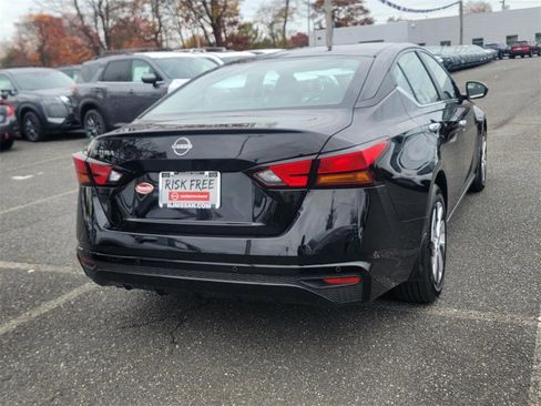 Certified 2024 Nissan Altima 2.5 S image 7