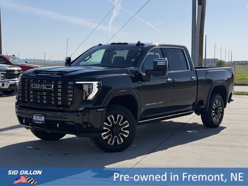 Used 2025 GMC Sierra 2500 Denali Ultimate w/ Max Trailering Package AWD/4WD image 1