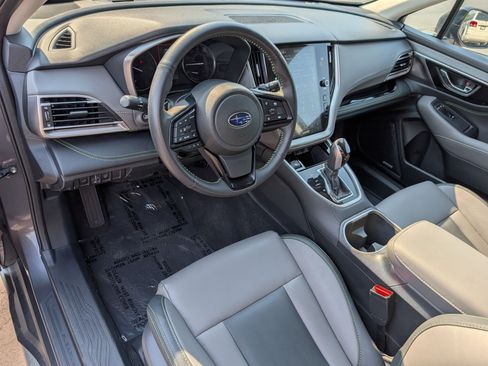 Used 2025 Subaru Outback Onyx Edition AWD/4WD image 16