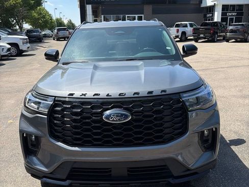 Used 2026 Ford Explorer ST-Line AWD/4WD image 19