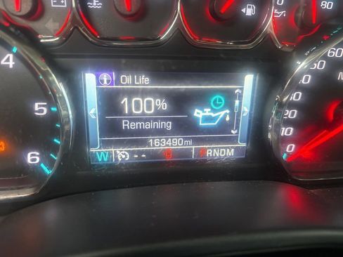 Used 2016 Chevrolet Silverado 1500 LT w/ All Star Edition AWD/4WD image 2