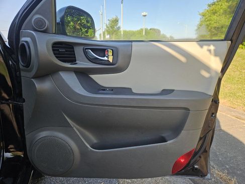 Used 2005 Hyundai Santa Fe GLS FWD image 17